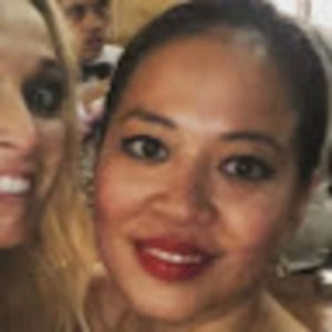 Meet your Posher, Queena